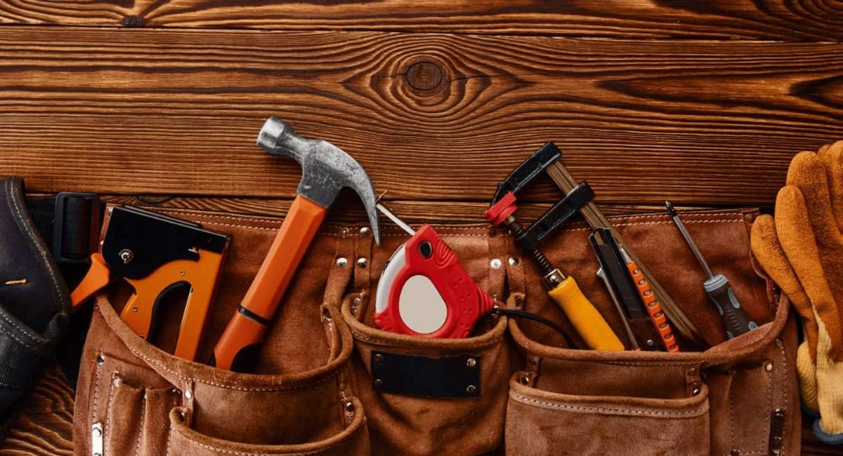 THE 5 BEST TAPE MEASURE HOLDERS